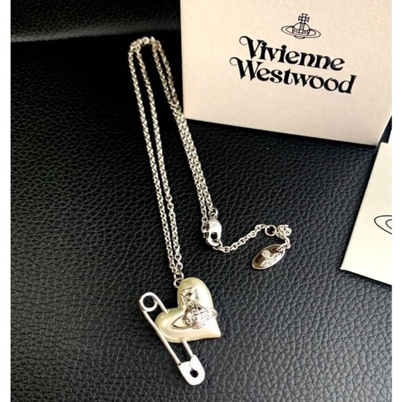Vivienne Westwood ORIETTA Heart Orb Silver Chain Necklace Pin with drawstring - Picture 1 of 16